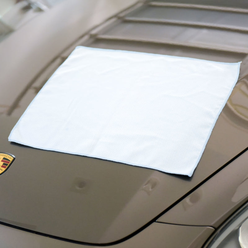 Diamond Weave Microfiber Glass Cleaning Towel (14"x18", 260GSM, Pack of 6) - CarCarez Professional Auto Detailing and Cleaning Products