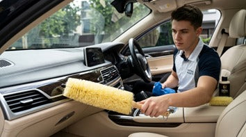 Professional Wheel Detailing Starts with the Right Spoke Brush